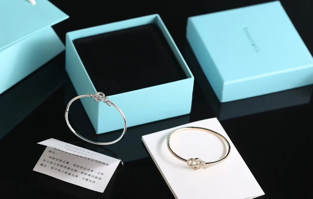Premium Knot Bangle Bracelet - Elegant & Timeless Design