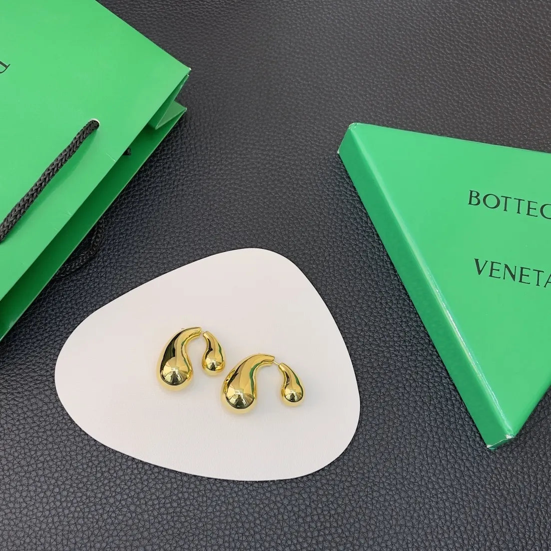 Bottega Veneta Gold Drop Earrings sculptural - Bottega Veneta Gold