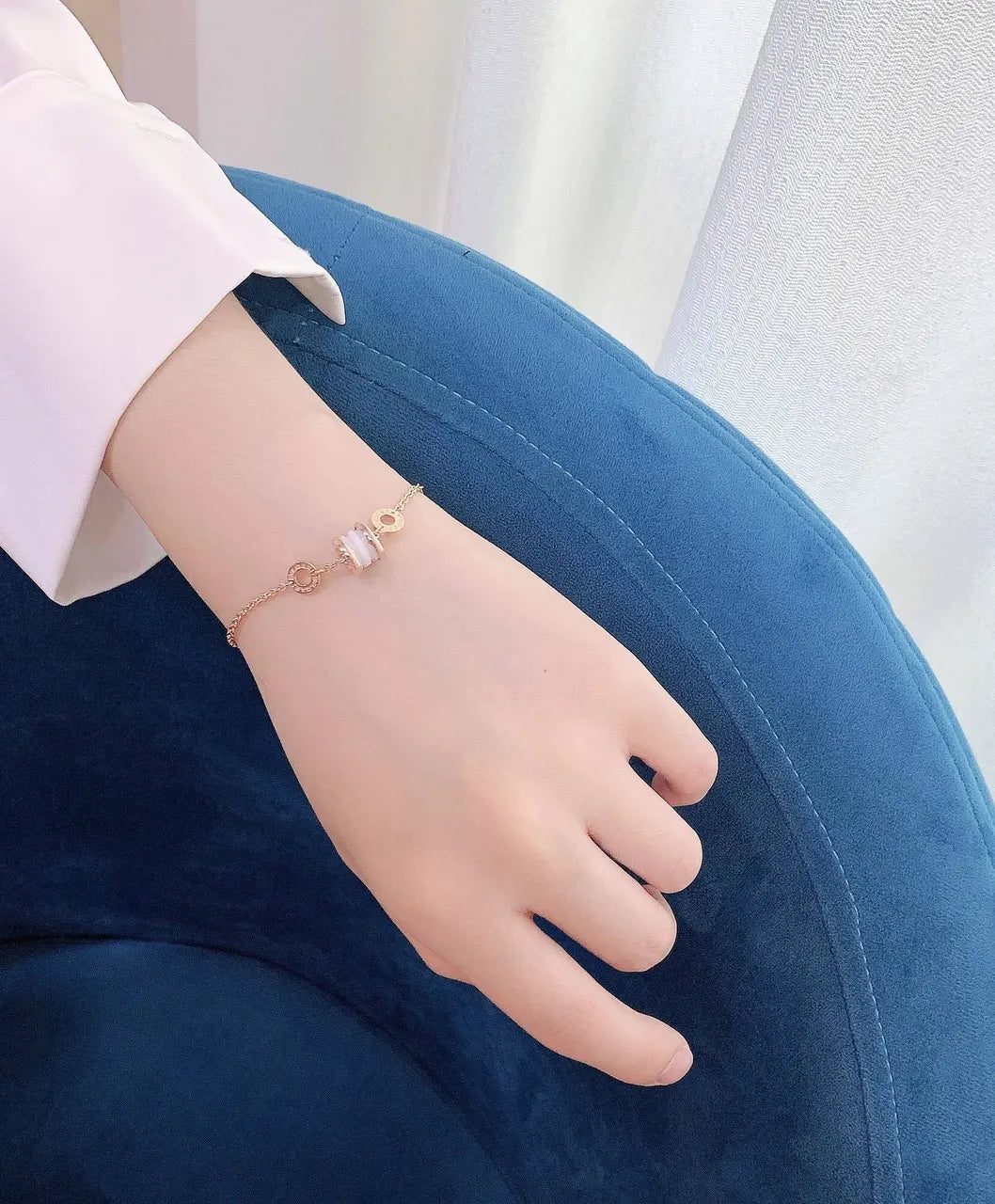 Elegant Rose Gold Bracelet - Premium Quality