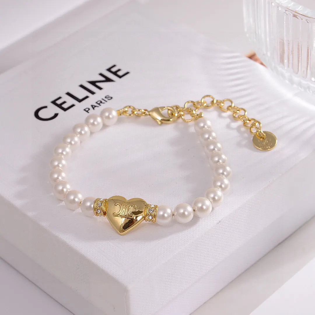 Pearl Heart Charm Bracelet - Premium Quality