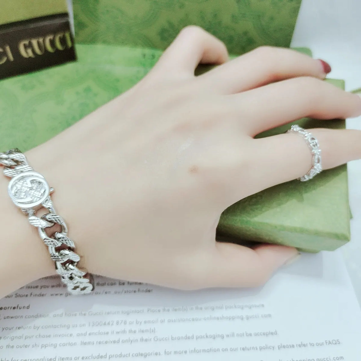 Gucci Silver Chain Bracelet - Premium Quality
