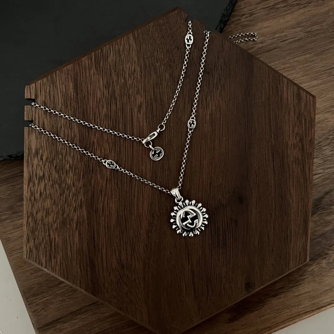 Gucci Silver Sunflower Pendant Necklace - Interlocking G