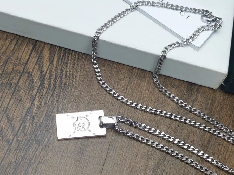 curb Gucci Silver Skull Tag Necklace - Gucci Silver Skull Tag Necklace