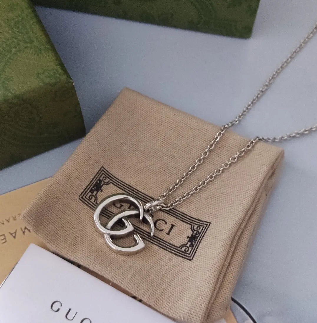 pendant Gucci Silver Interlocking G Necklace - Gucci Silver