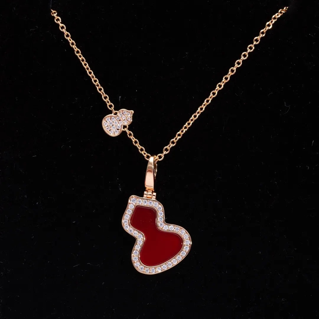 Qeelin Wulu Red Agate Necklace - Qeelin Wulu Red Agate Diamond
