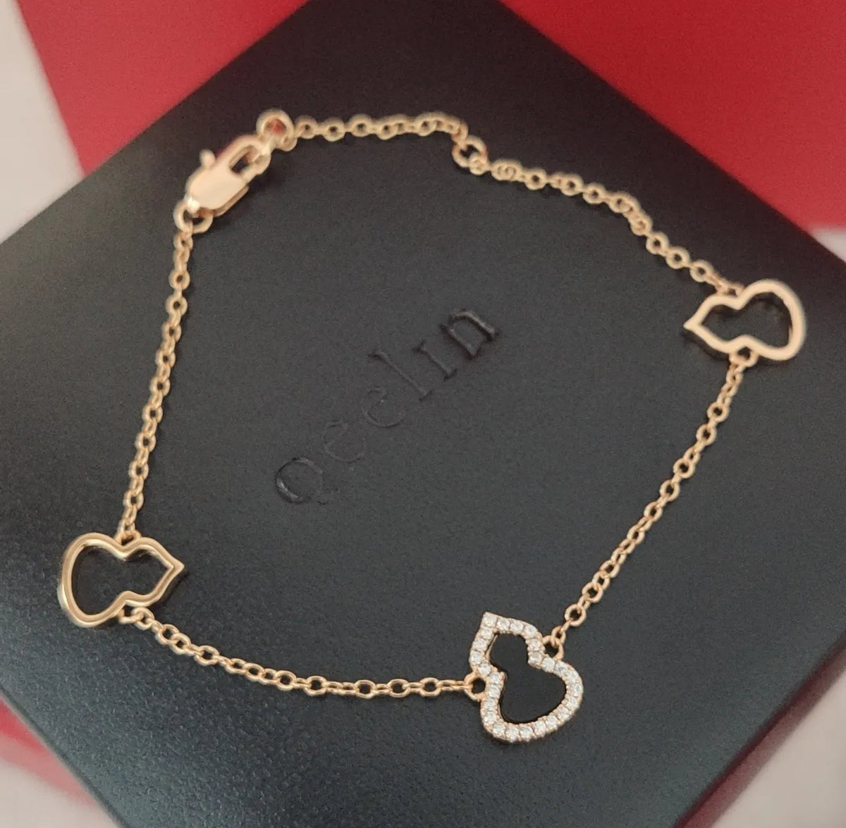 Qeelin Wulu Bracelet - Premium Gold & Diamond Accent