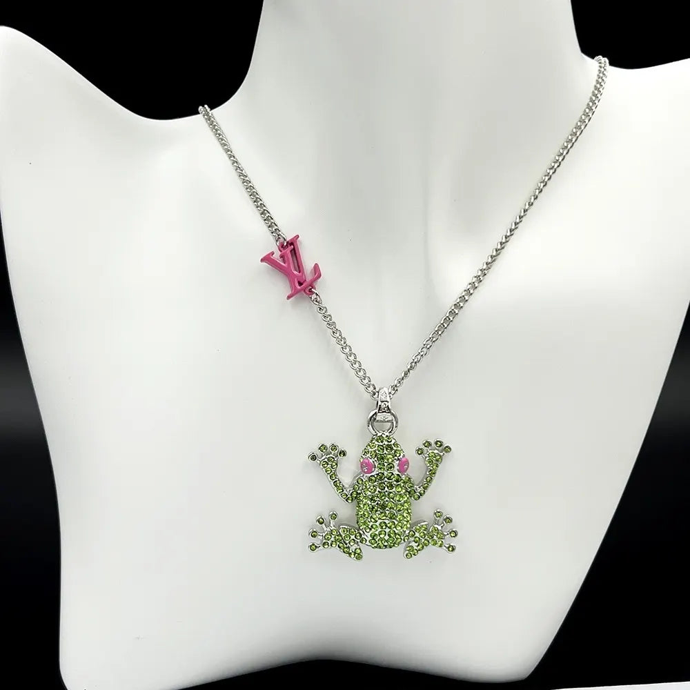 LV Silver Chain Frog Pendant - LV Silver Chain Green Frog Pendant