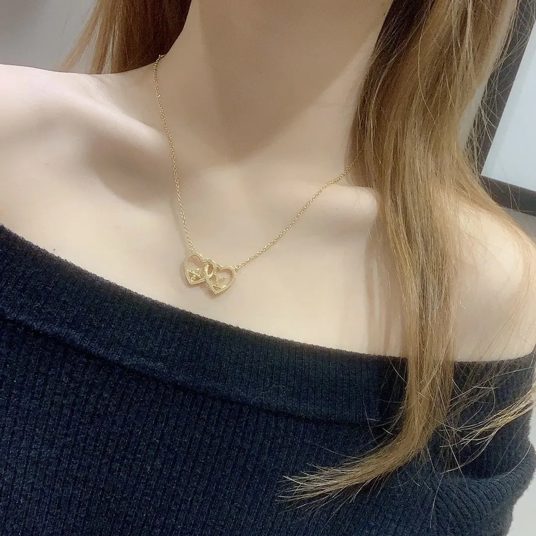 LV Heart Gold Pendant Necklace - LV Heart-Shaped Gold Pendant Necklace