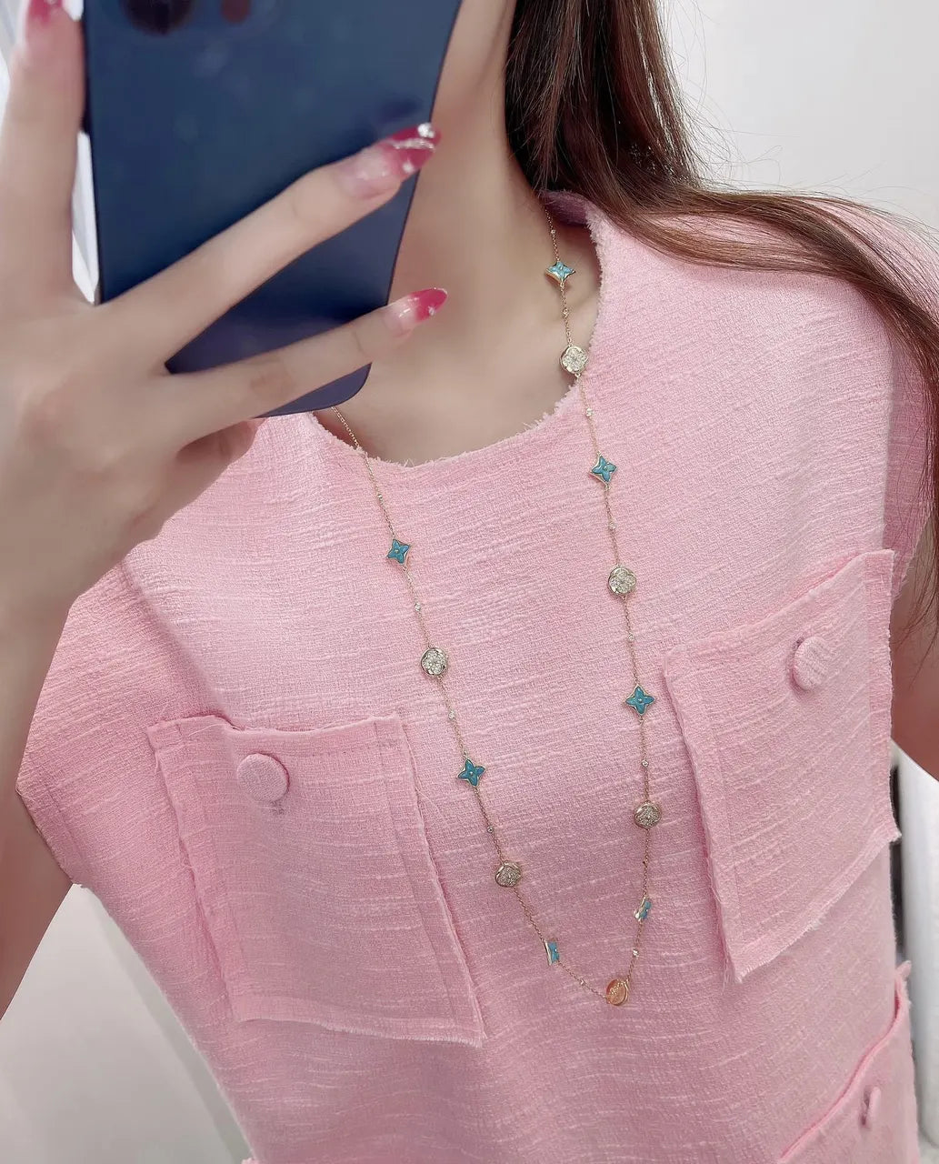 Louis Vuitton Gold Turquoise Long Necklace - Floral Design