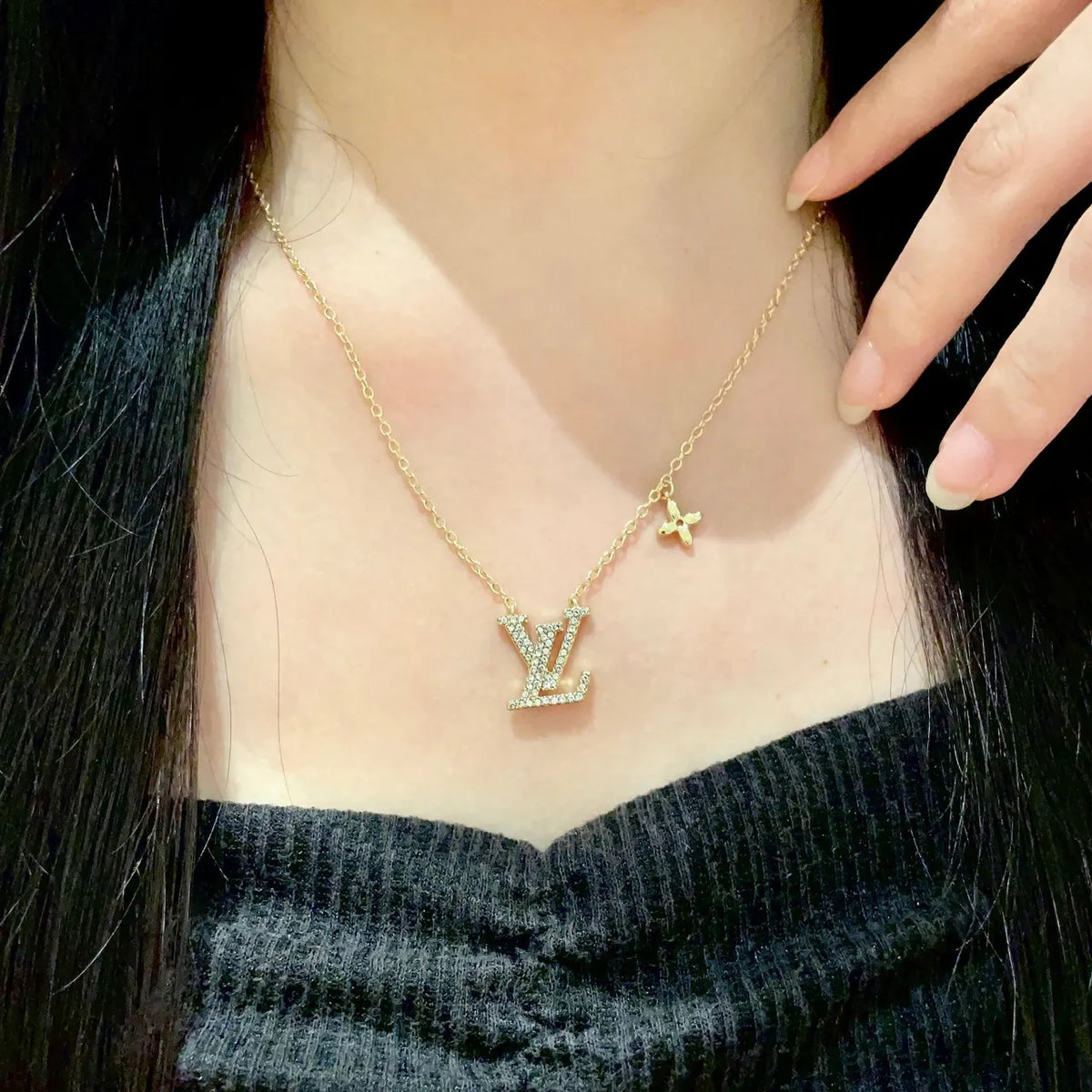 Louis Vuitton Rhinestone LV Necklace - Louis Vuitton Gold Rhinestone