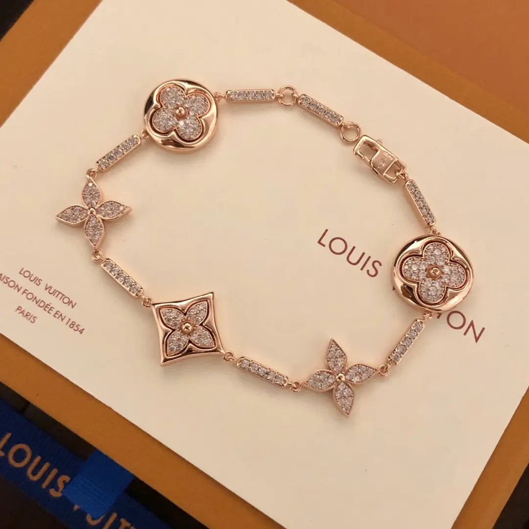 Premium Clover Rose Gold Bracelet - Exquisite Elegance