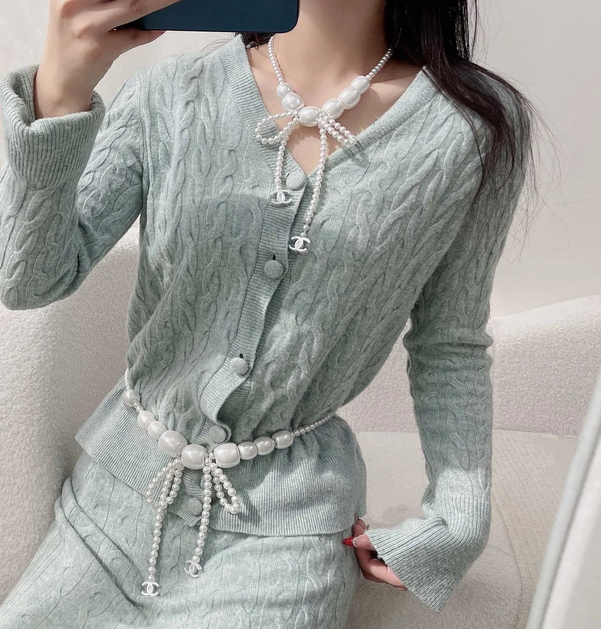 Chanel White Pearl Statement Necklace Bow CC Logo