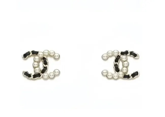 Chanel Pearl Leather CC Earrings - Chanel Pearl & Black Leather CC