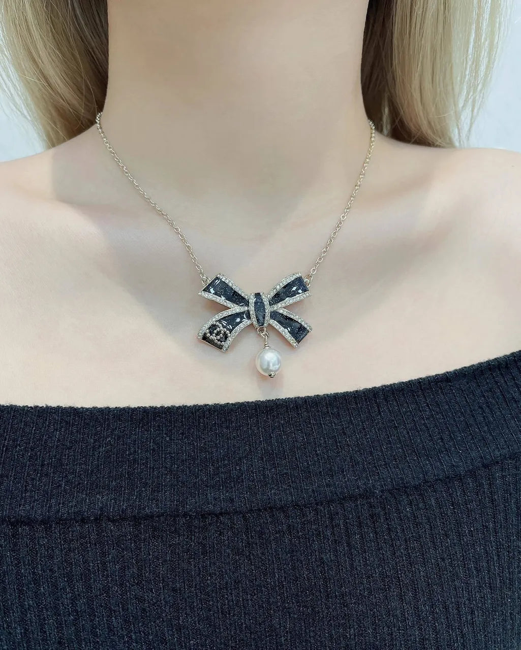 Chanel Black Bow Pearl Pendant Necklace - Silver Chain