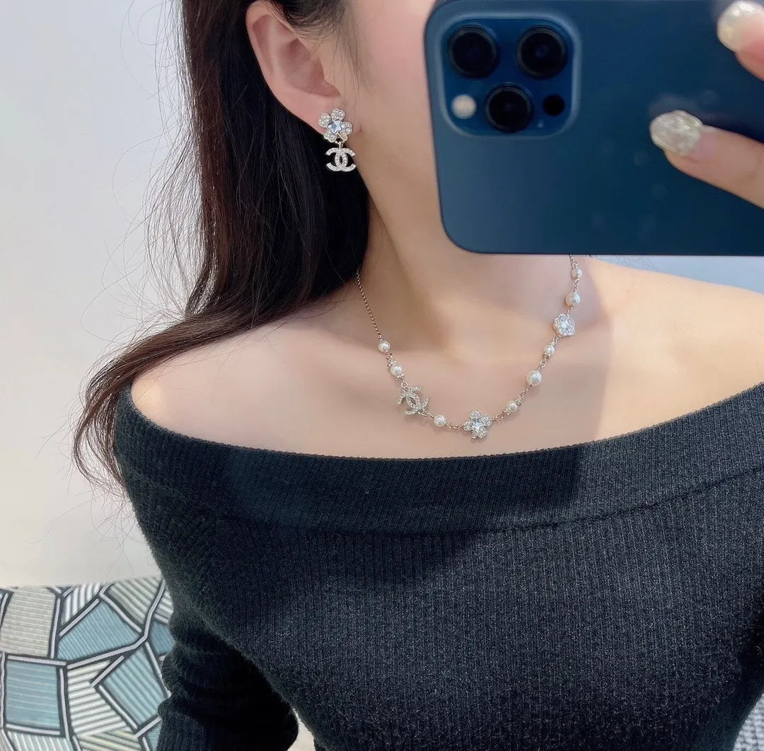 Chanel Silver Pearl Flower Necklace - Elegant Women's Jewelry