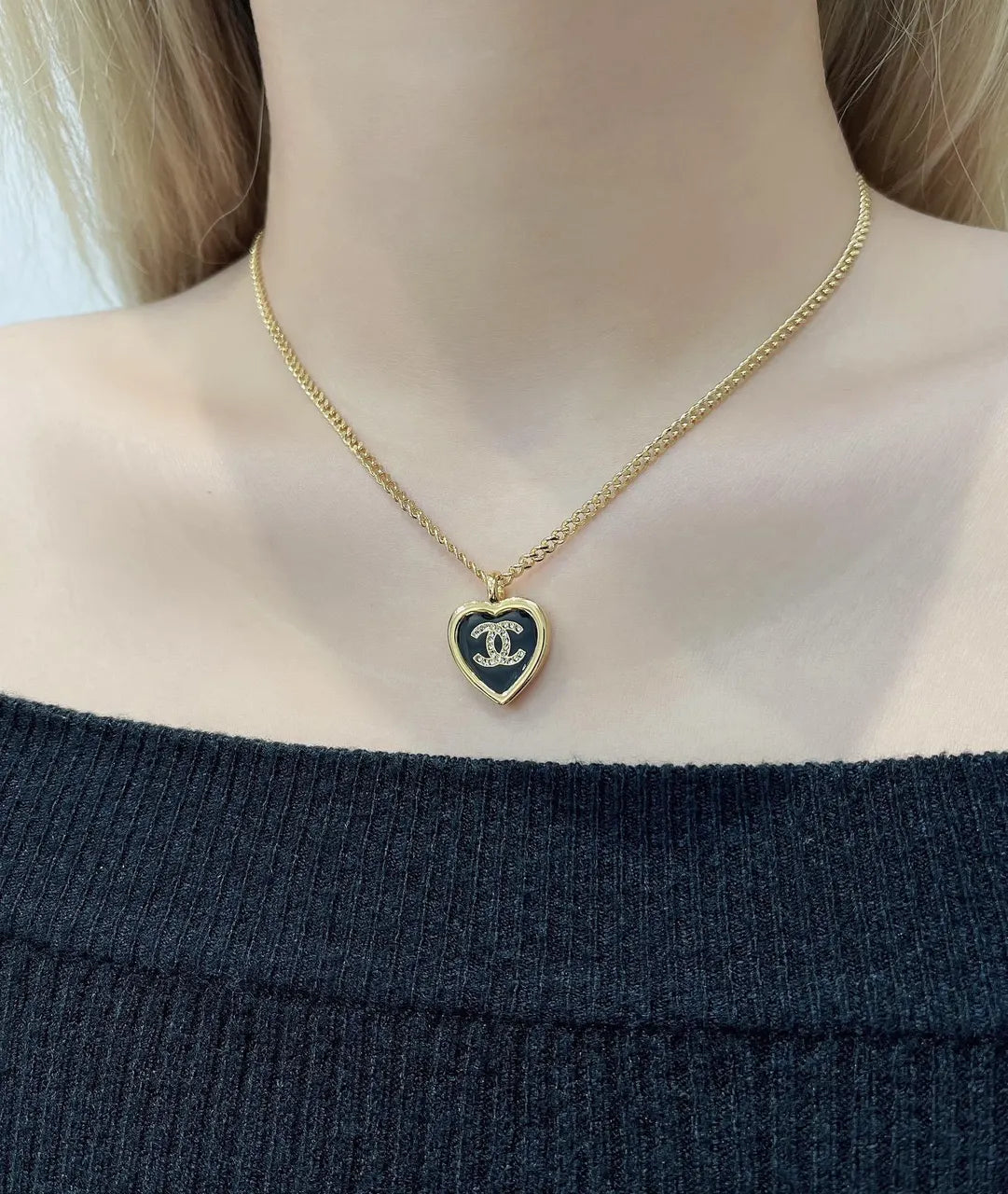 Chanel Gold Heart Necklace - Chanel Gold Heart Pendant Necklace Black