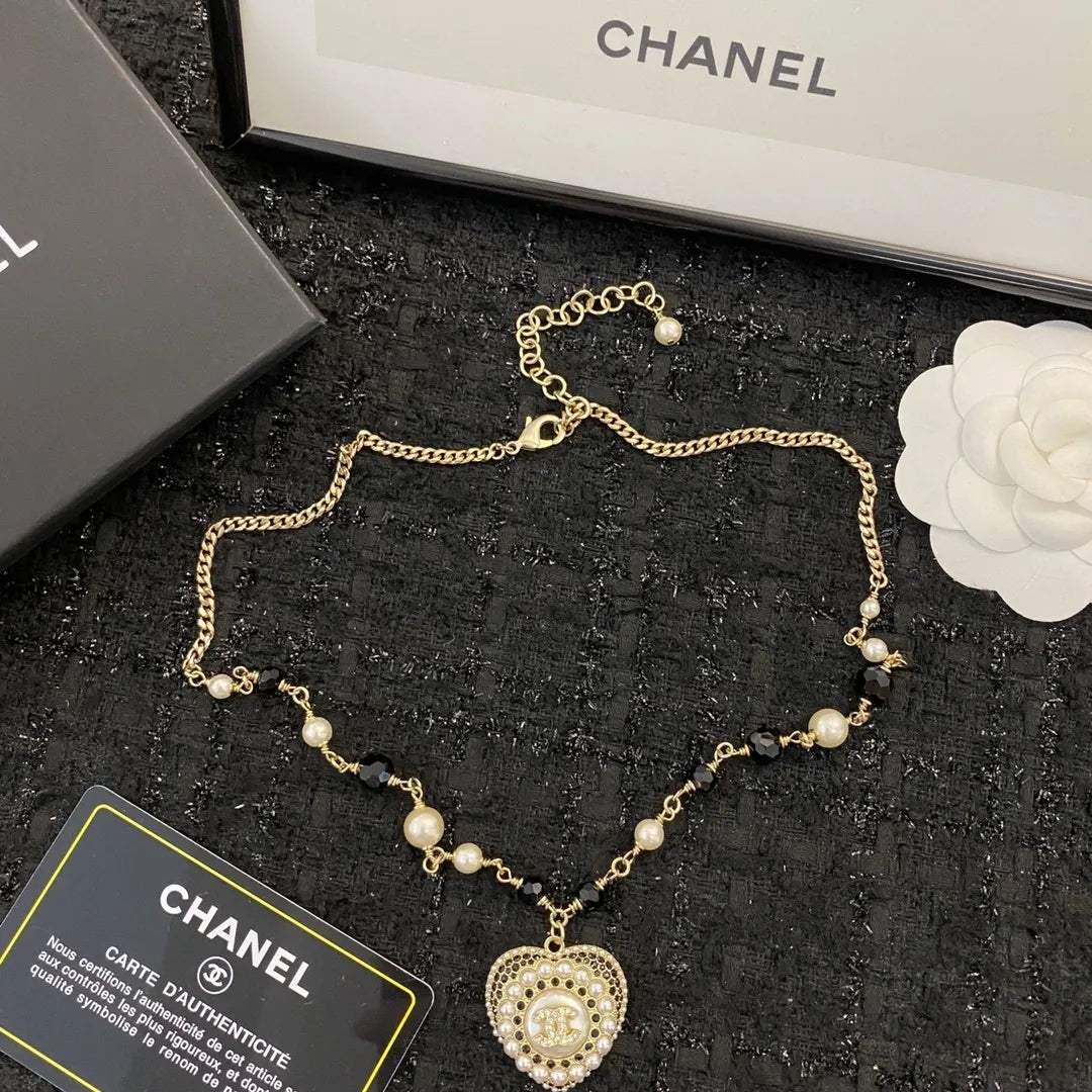 Chanel Gold Heart Pearl Necklace - Black & White Beads