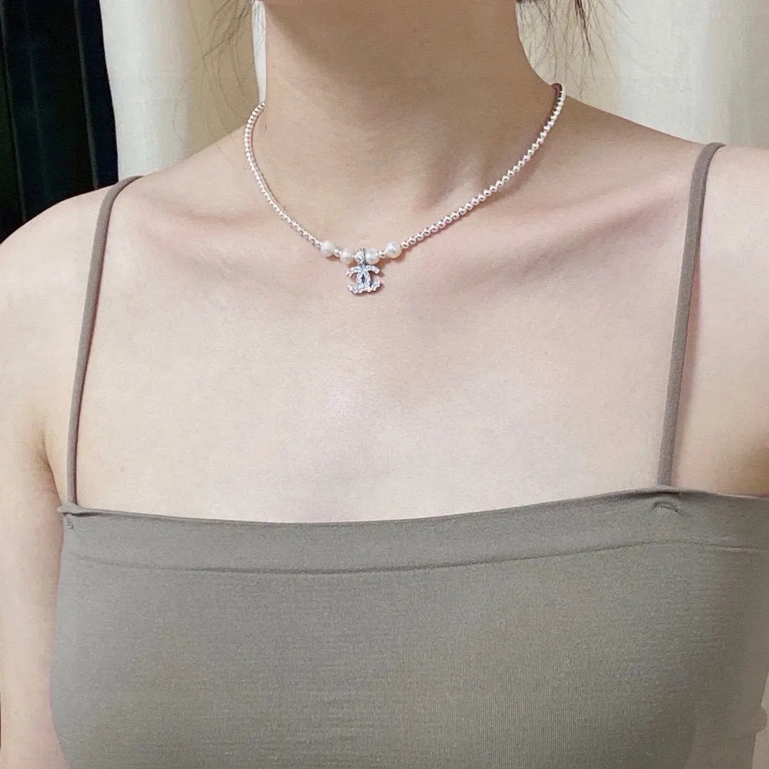 delicate Chanel Silver Pearl CC Logo Necklace - Chanel Silver Pearl CC