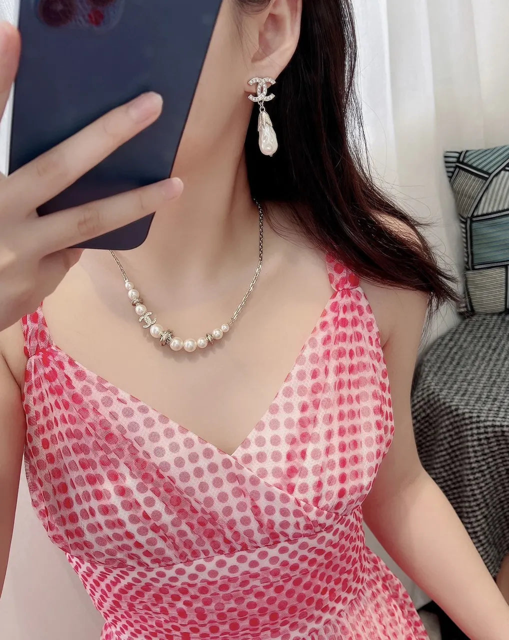 Chanel Pearl Crystal Necklace - Elegant Bijoux Fantaisie