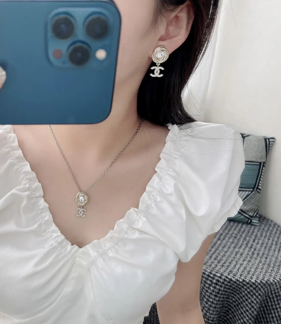 Chanel Silver Camellia Necklace - Chanel Silver Camellia Flower